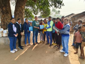 Vedanta Lanjigarh Embraces the Spirit of Giving wirh community members